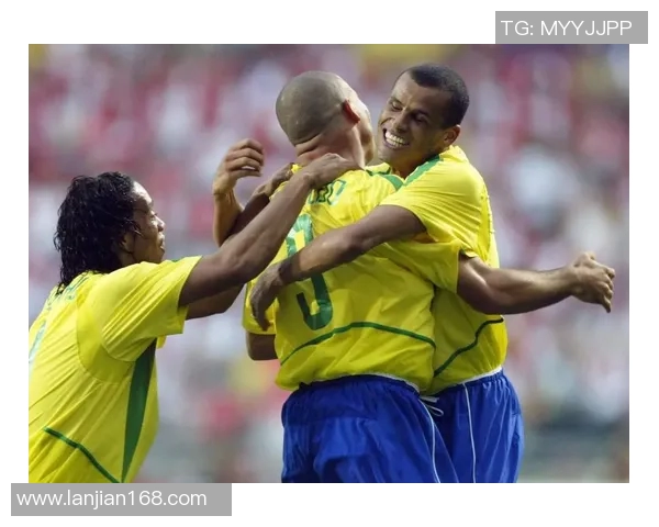 巴西足球明星后卫的实力排名与历史影响力分析 巴西足球明星后卫的实力排名与历史影响力分析