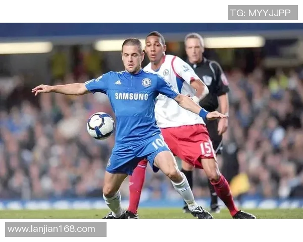 足球明星序号大全及其精彩瞬间全景展示与分析 足球明星序号大全及其精彩瞬间全景展示与分析